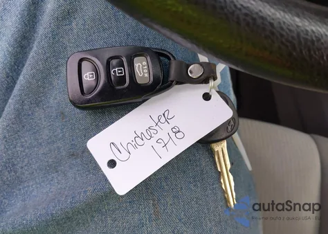 2009 Hyundai Sonata Gls z USA, uszkodzony, nr VIN 5NPET46C49H570587